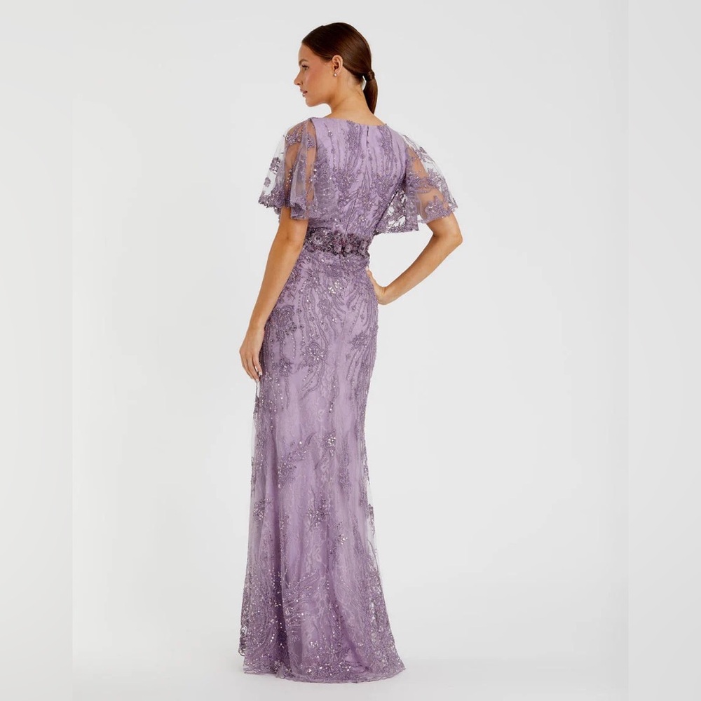 MAC DUGGAL
Vintage Flutter Sleeve Evening Gown - Picture 3 of 17